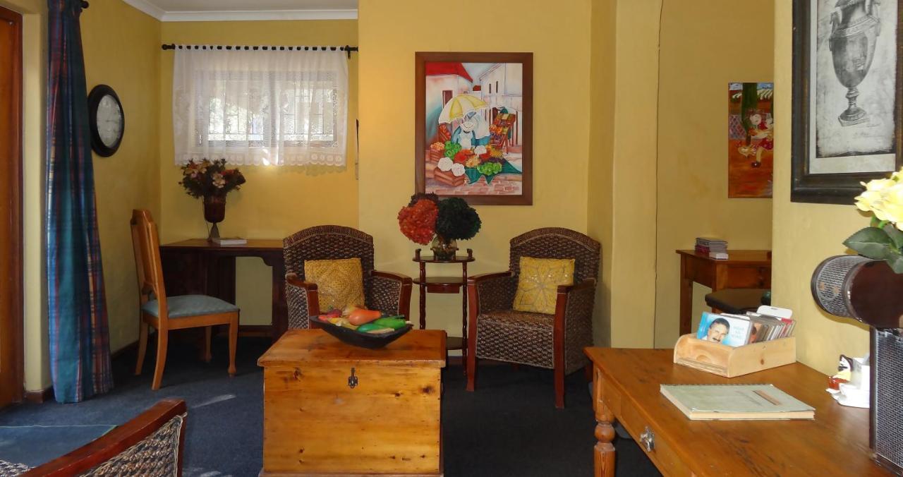 Be My Guest Lodge Bloubergstrand Exterior foto