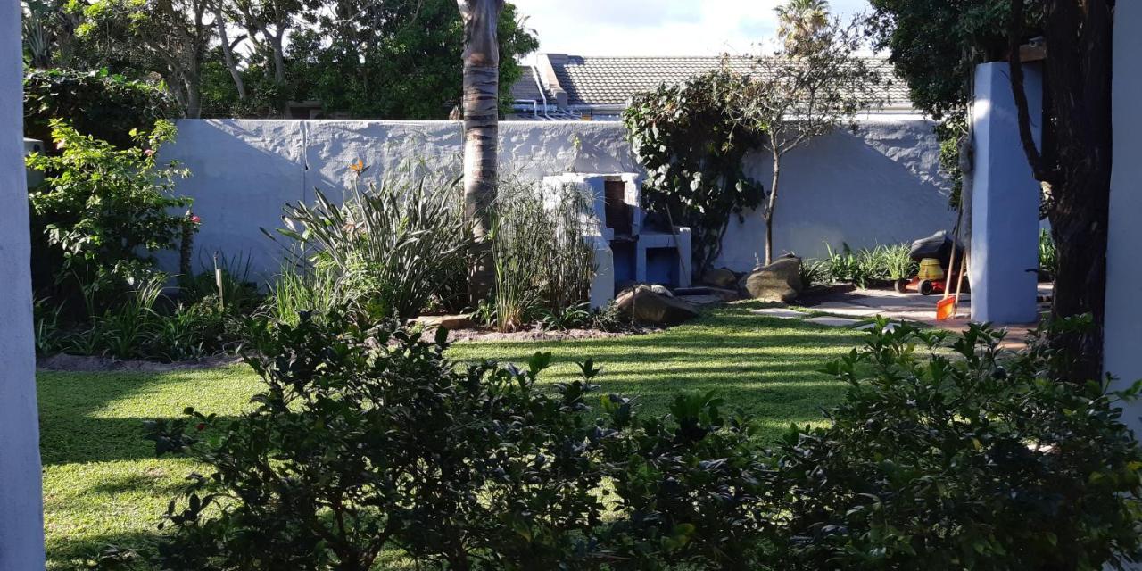 Be My Guest Lodge Bloubergstrand Exterior foto